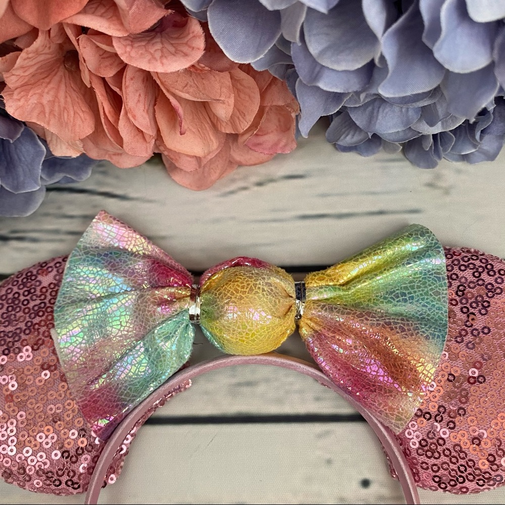 Minnie Mouse Pink Sequin Headband with Candy Bow - Picture 10 of 14